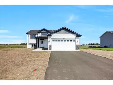 22832 Silver Ave, Saint Augusta, MN 56301