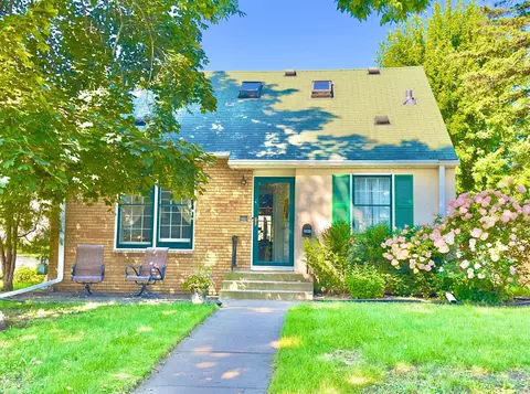 5548 Thomas Ave S, Minneapolis, MN 55410