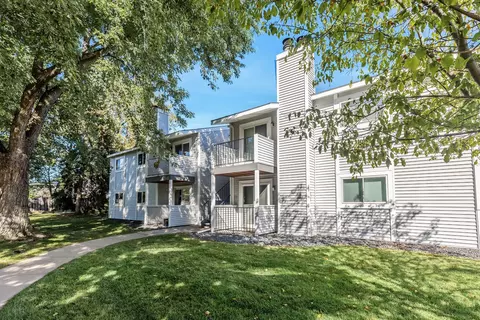 1729 Fulham St #A, Lauderdale, MN 55113