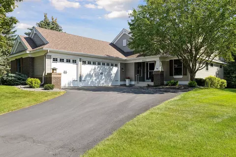 9783 Wedgewood Cir, Woodbury, MN 55125
