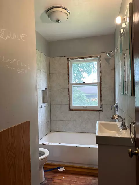 719 9th St E, Glencoe, MN 55336 photo 9