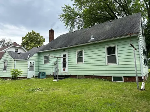 719 9th St E, Glencoe, MN 55336 photo 4