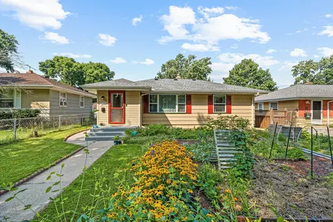 5051 Thomas Ave N, Minneapolis, MN 55430