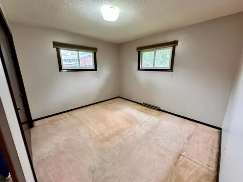 216 Carrow Cir, Marshall, MN 56258 photo 17