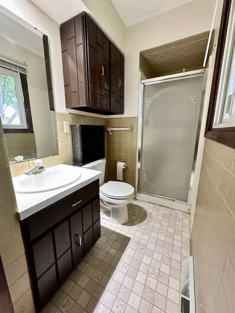 216 Carrow Cir, Marshall, MN 56258 photo 15