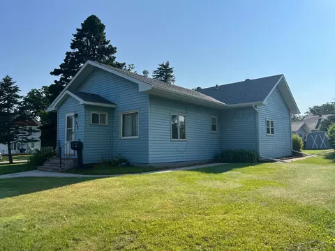 616 Foss Ave N, Fosston, MN 56542