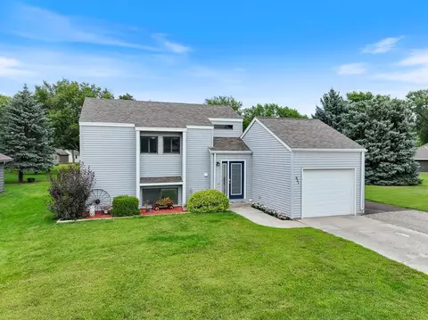 821 E Oak St, Redwood Falls, MN 56283