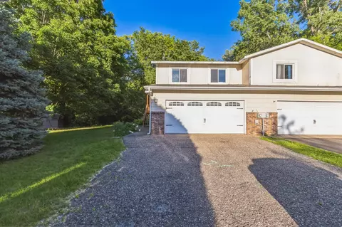 15555 Garfield Cir, Eden Prairie, MN 55344