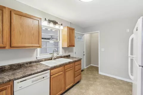 802 N 5th St, Saint Peter, MN 56082 photo 8