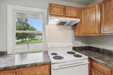 802 N 5th St, Saint Peter, MN 56082 photo 9