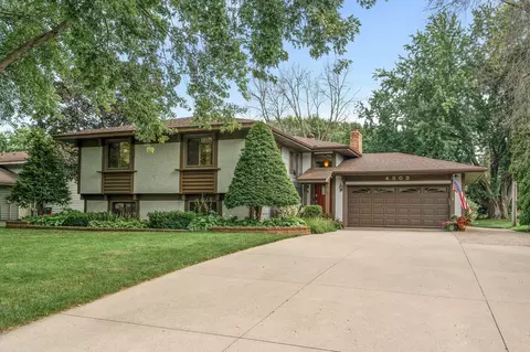 4303 Metcalf Dr, Eagan, MN 55122