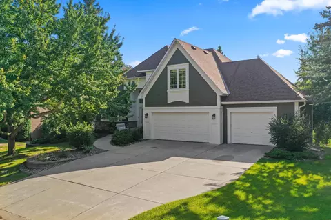 3990 Evergreen Pl, Shoreview, MN 55126
