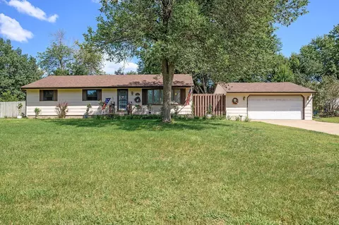 11732 Idaho Ave N, Champlin, MN 55316