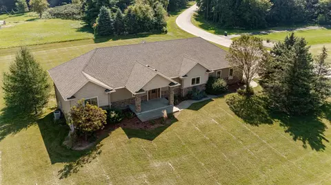 60964 254th Ave, Mantorville, MN 55955