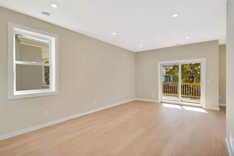Living - 695 Cook Ave E, Saint Paul, MN 55106 photo 2 of 8