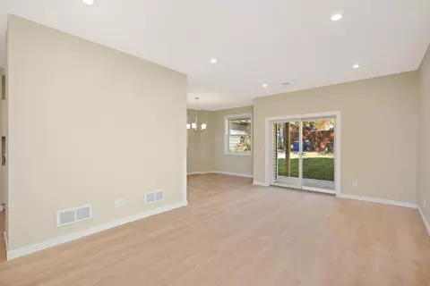Living - 695 Cook Ave E, Saint Paul, MN 55106 photo 8 of 8