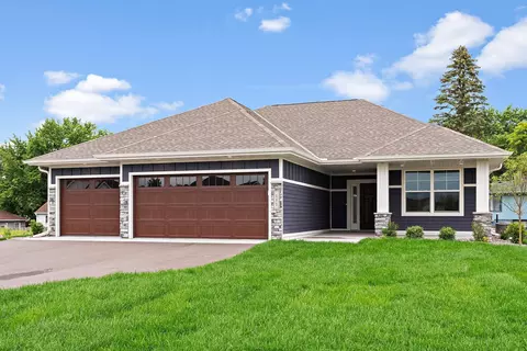 111 Creekside Bay SE, Saint Michael, MN 55376