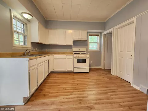 2906 12 Morgan Ave N, Minneapolis, MN 55411