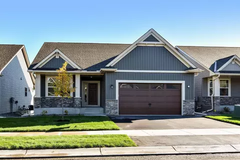 4630 Landmark Dr NE, Saint Michael, MN 55376