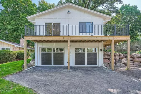 16585 Inguadona Beach Cir SW, Prior Lake, MN 55372