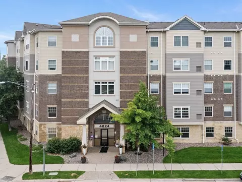 4824 E 53rd St #309, Minneapolis, MN 55417