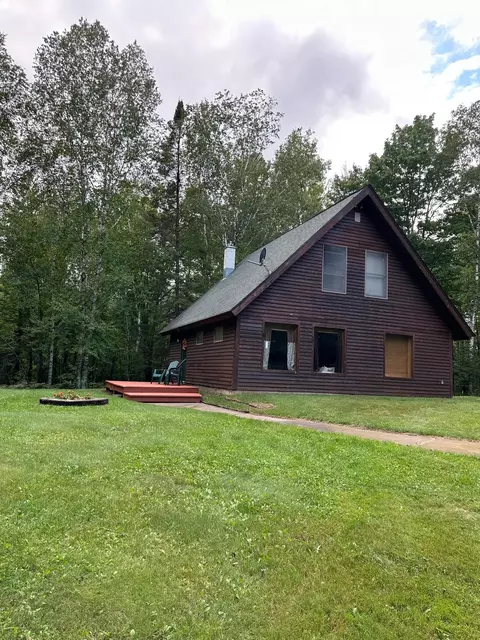 5733 Woodhill Ln, Duluth, MN 55811