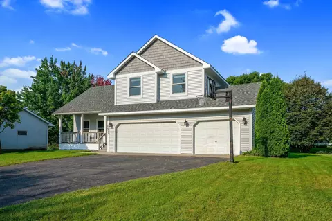 5937 Norway Pine Ct, White Bear Lake, MN 55110