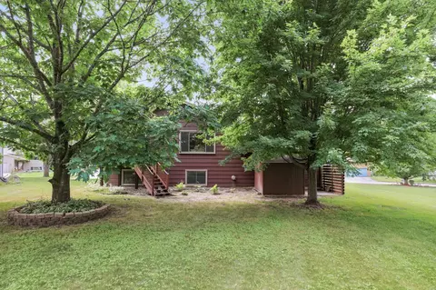 664 Dresden Dr, Chaska, MN 55318 photo 36