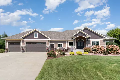 1528 Cottonwood Trl, New Prague, MN 56071