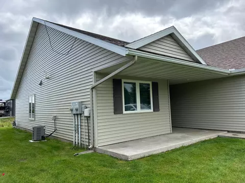104 6th Ave NE, Elgin, MN 55932 photo 3