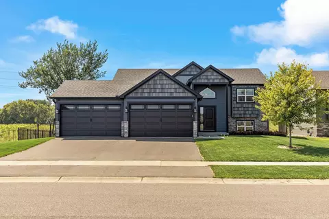 860 193rd Ln NE, East Bethel, MN 55011