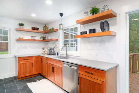 830 W Ideal St, Duluth, MN 55811 photo 10