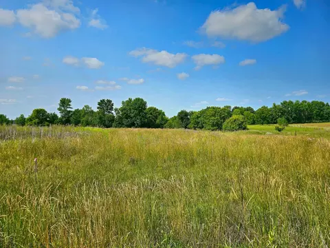 470 Nn 374th Ave E, Frazee, MN 56544