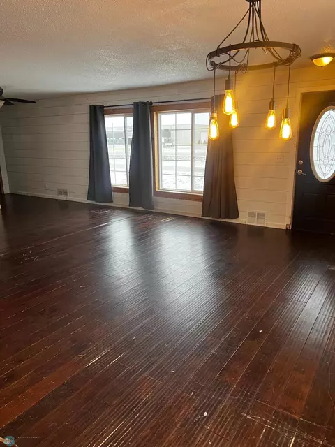 809 E Main St, Ada, MN 56510 photo 4