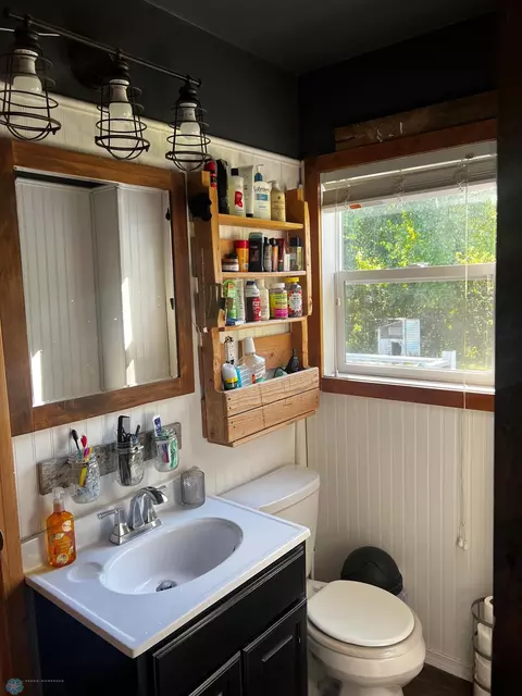 809 E Main St, Ada, MN 56510 photo 16