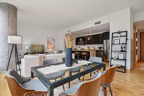 901 S 2nd St #509, Minneapolis, MN 55415