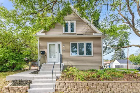 853 Stryker Ave, Saint Paul, MN 55107