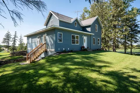 20950 460th St, Zumbrota, MN 55992