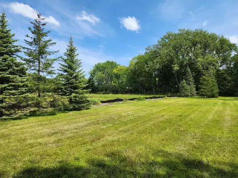 30 Nn Vanderbie St, Little Canada, MN 55117