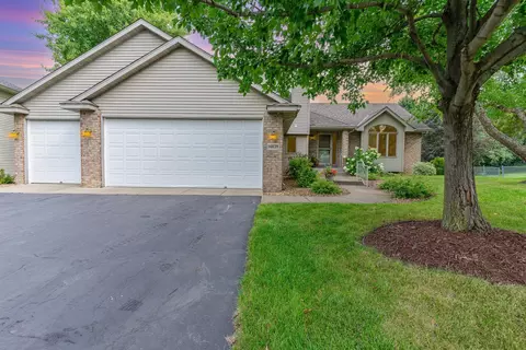 14038 Cobbler Ave, Rosemount, MN 55068