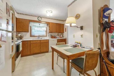 826 Central Ave N #7, Faribault, MN 55021 photo 5