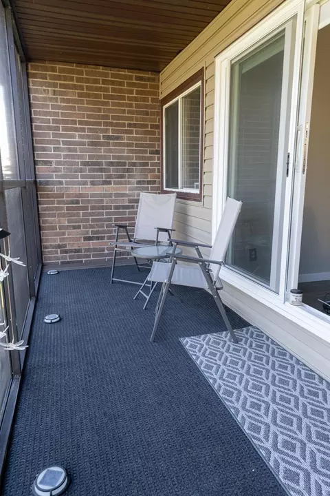 3425 Golfview Dr #317, Eagan, MN 55123 photo 2
