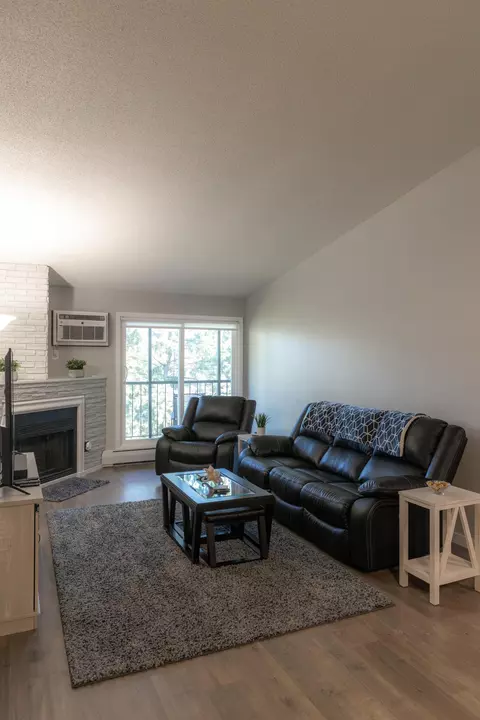 3425 Golfview Dr #317, Eagan, MN 55123 photo 5