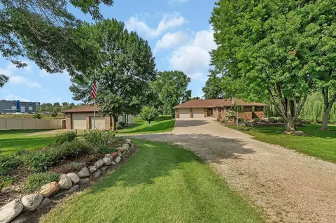 12780 40th St NE, Saint Michael, MN 55376