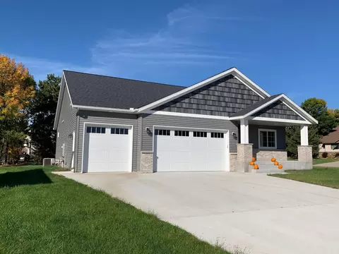 1205 4th Ave N, Cold Spring, MN 56320