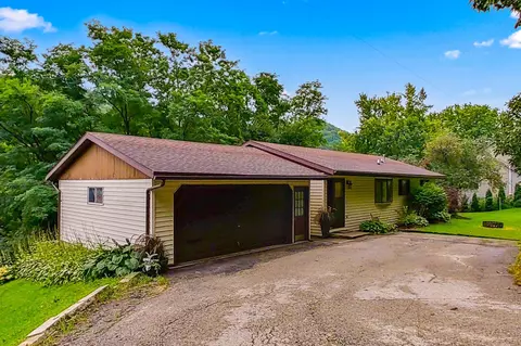 22070 South St, Winona, MN 55987
