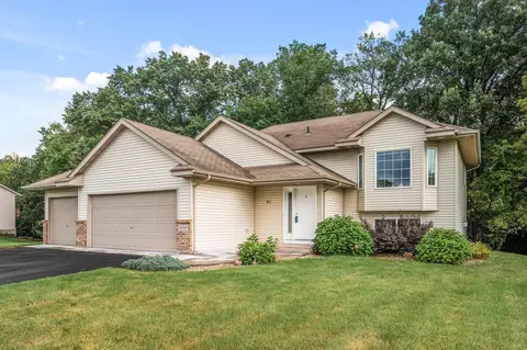 38589 Tamworth Ave, North Branch, MN 55056