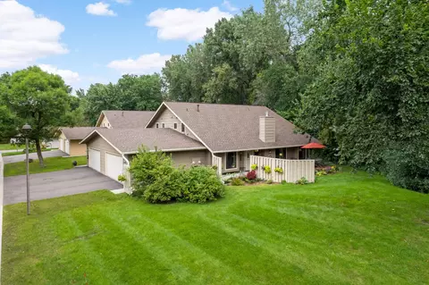 2114 Marquis Rd, Golden Valley, MN 55427