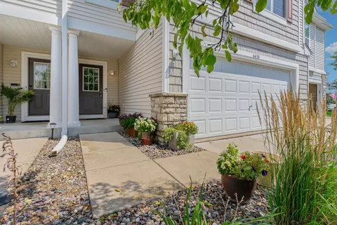 6438 157th St W, Apple Valley, MN 55124