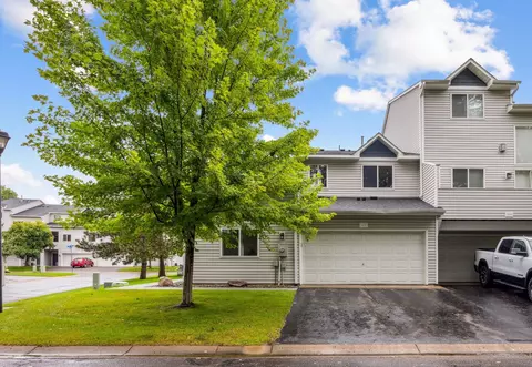 1033 107th Ln NW, Coon Rapids, MN 55433